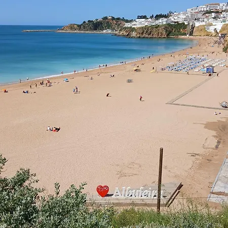 Martinique * 阿尔布费拉